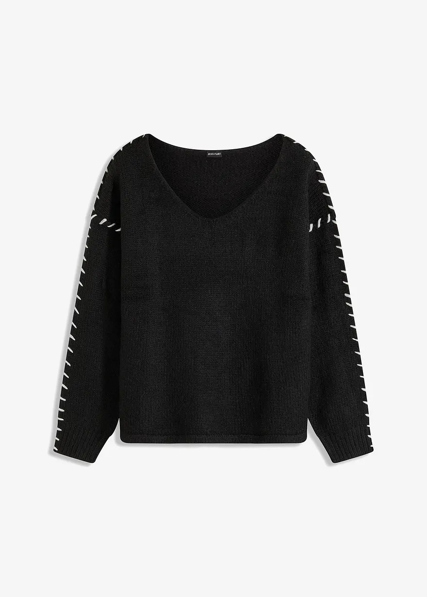 Weicher Grobstrickpullover mit gestickten Kontrast-Nähten in schwarz von vorne - bonprix