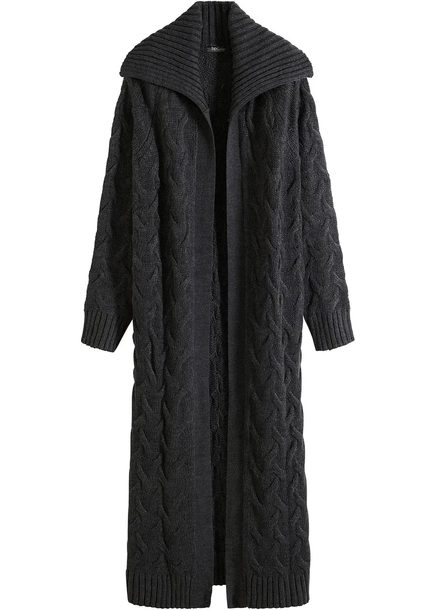 Langer Strickmantel aus Zopfstrick in grau von vorne - bonprix