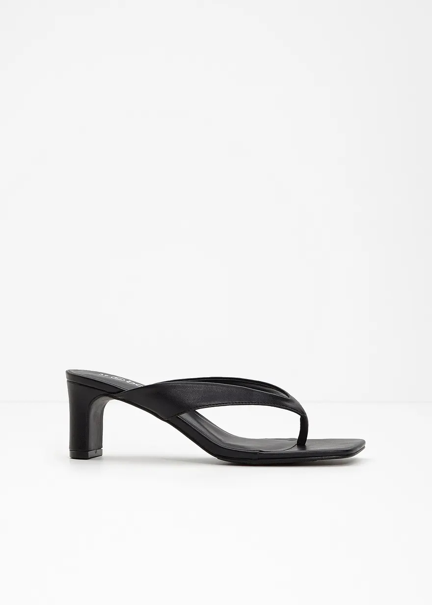Zehenstegpantolette in schwarz - bonprix