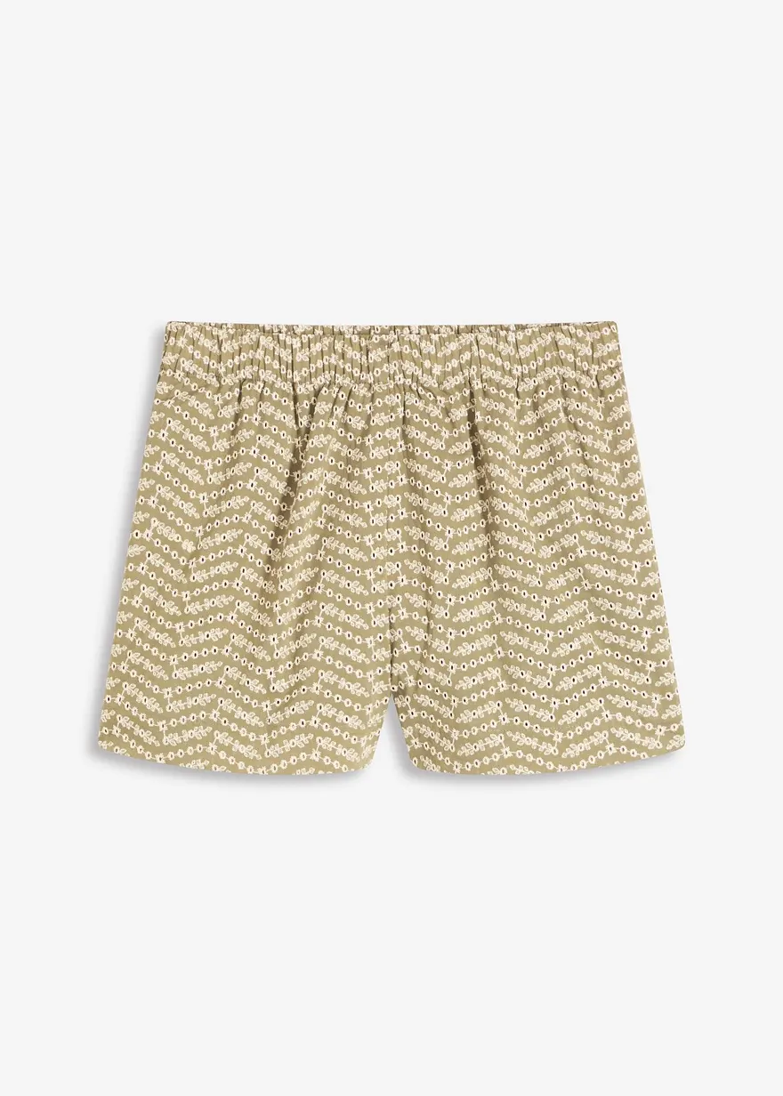 Shorts mit Lochstickerei in grün von vorne - bonprix