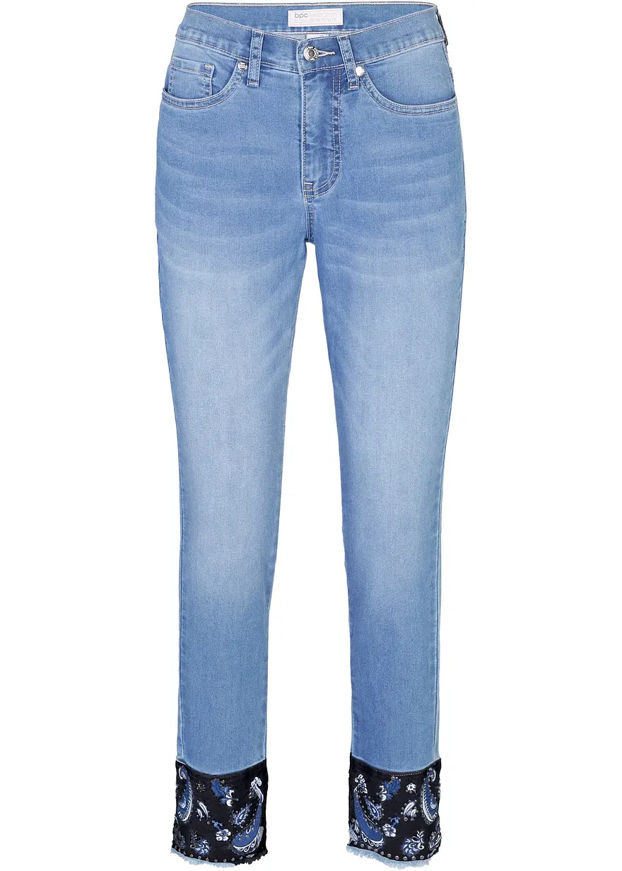 Slim-Fit-Jeans Mid Waist, Stretch in blau von vorne - bonprix
