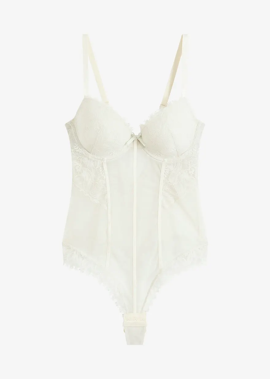 Stringbody mit dehnbarer Spitze in grau von vorne - bonprix