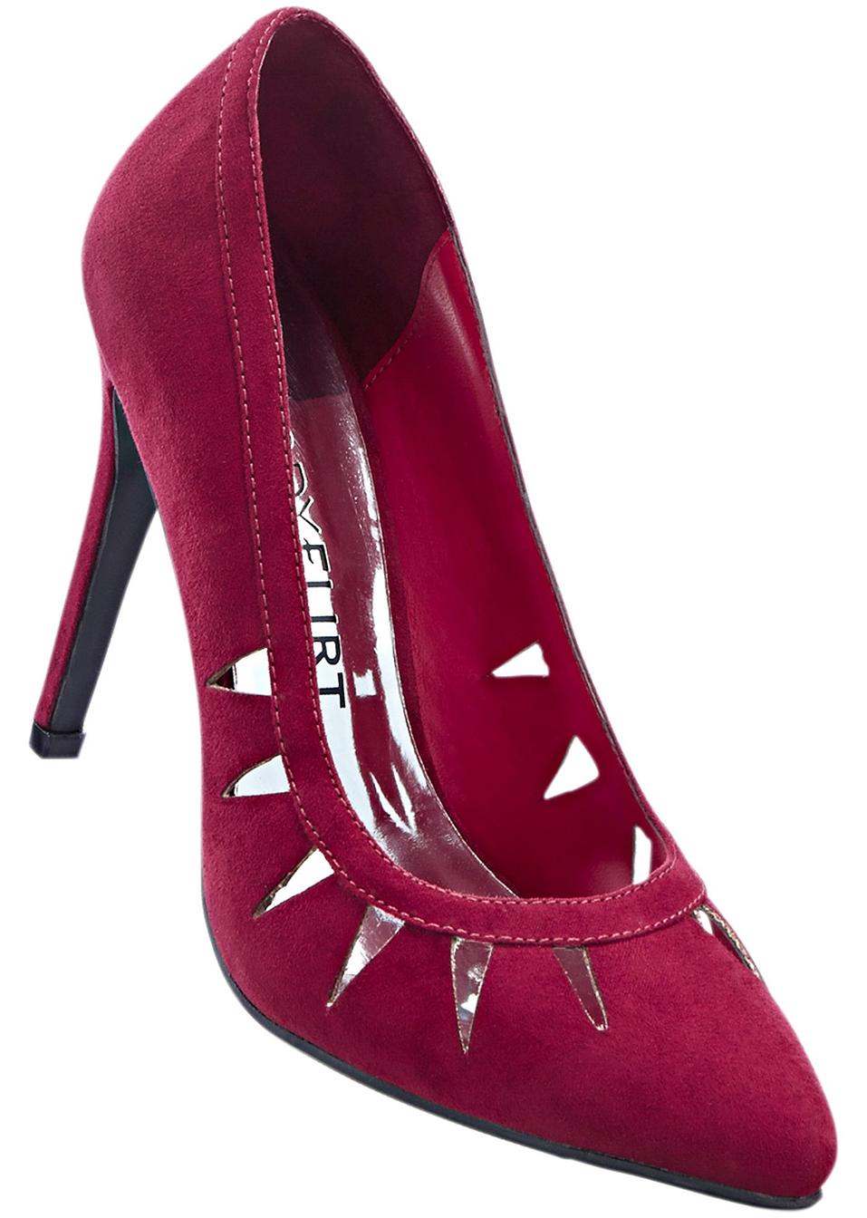 Moderne Pumps für besondere Anlässe dunkelrot