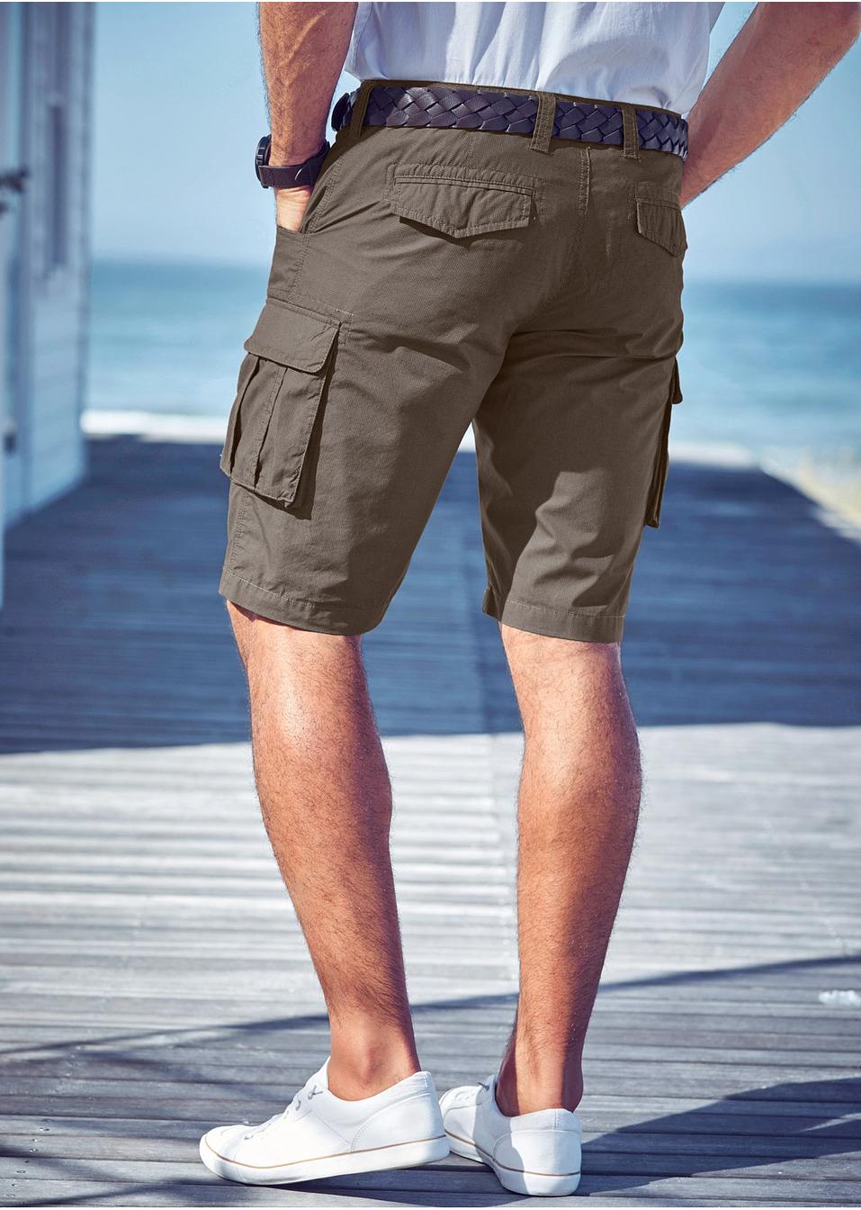 Legere CargoBermuda mit Minimalmuster im Loose Fit khaki gemustert