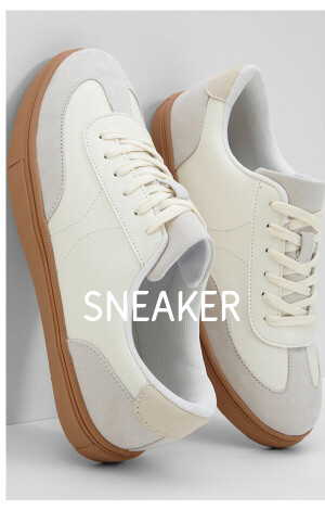 Sneaker >